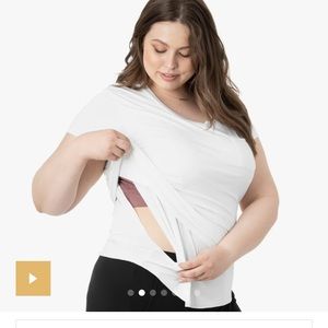 Kindred Bravely Maternity & Nursing everyday tee